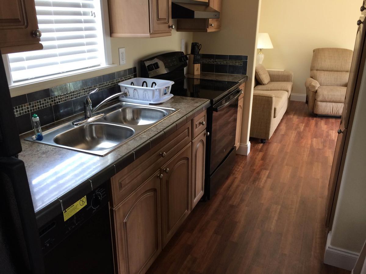 Fort Myers Beach Resort Two-Bedroom Park Model 4 Harlem Heights Zewnętrze zdjęcie